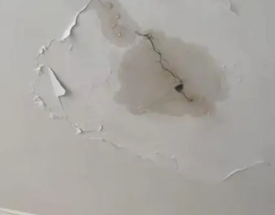 喀喇沁阳台漏水维修公司分享下屋面防水工程质量问题原因分析